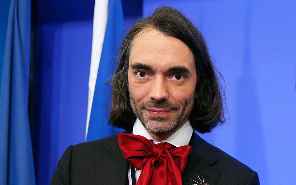 το-λουλούδι-του-αναρχοχουλιγκανισμο-2233995