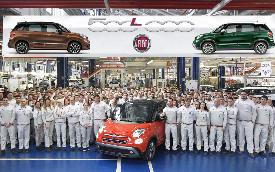 το-500-000στο-fiat-500l-βγαίνει-από-τη-γραμμή-παραγω-2235722