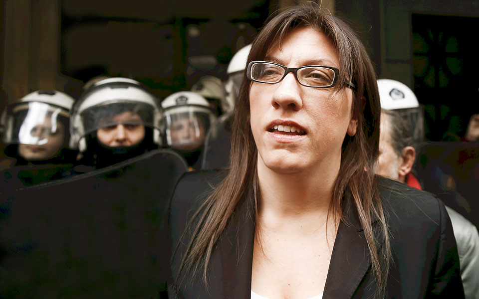 η-μακεδονία-ο-φουκώ-και-η-σαπφώ-2234930