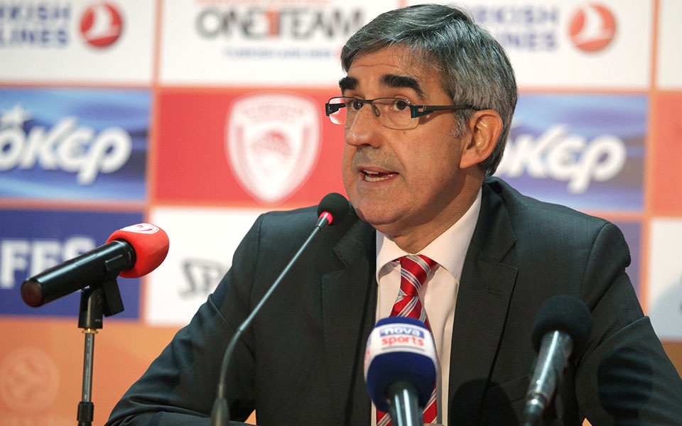 μπάσκετ-το-θέατρο-του-παραλόγου-συνεχ-2235347