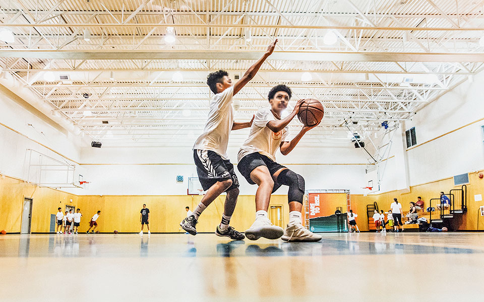 τοξικές-κερκίδες-με-φανατισμένους-γο-2236052