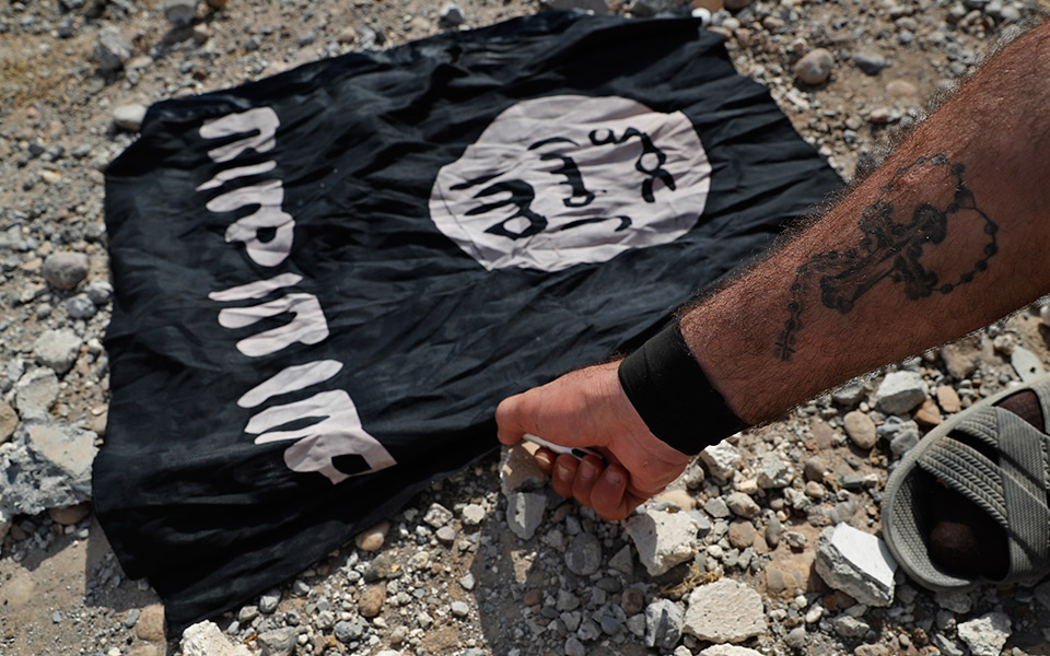 στα-χέρια-των-κούρδων-τα-δύο-τελευταία-2232399