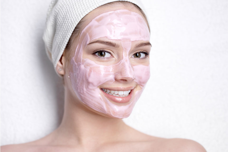 μια-σπιτική-μάσκα-από-δαμάσκηνα-για-α-2235806