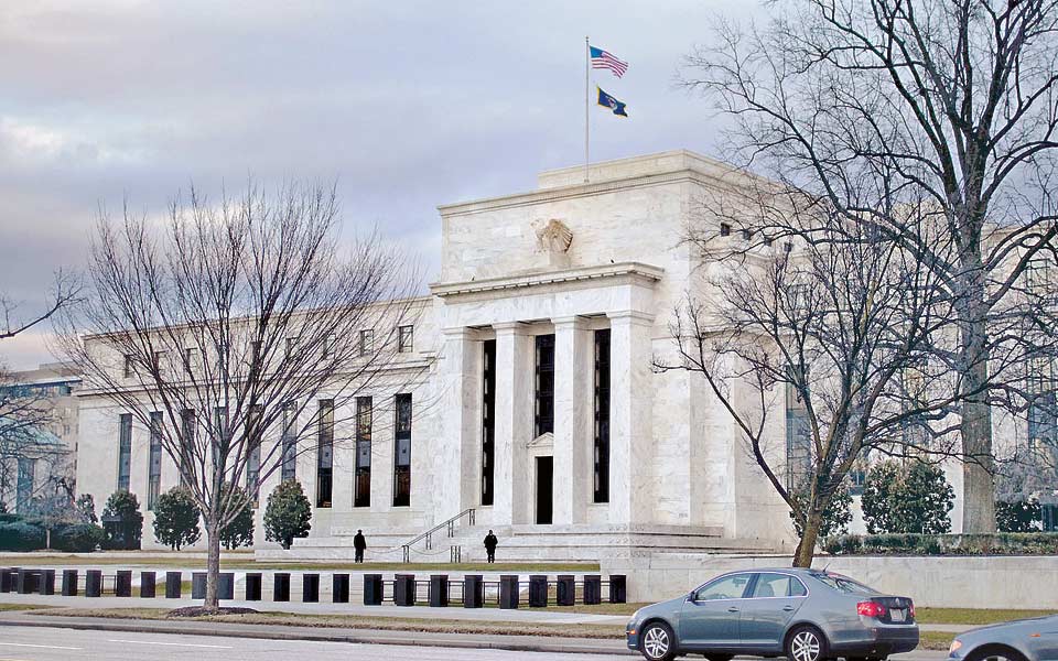 πτώση-στις-αγορές-λόγω-ανησυχιών-αύξη-2232665