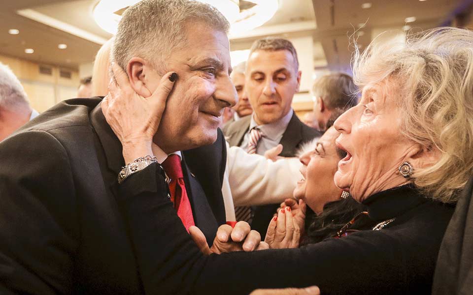 η-κανονικότητα-βλάπτει-τον-συριζα-2233522