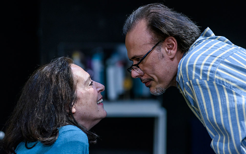 το-ανομολόγητο-βάρος-του-πένθους-2233974