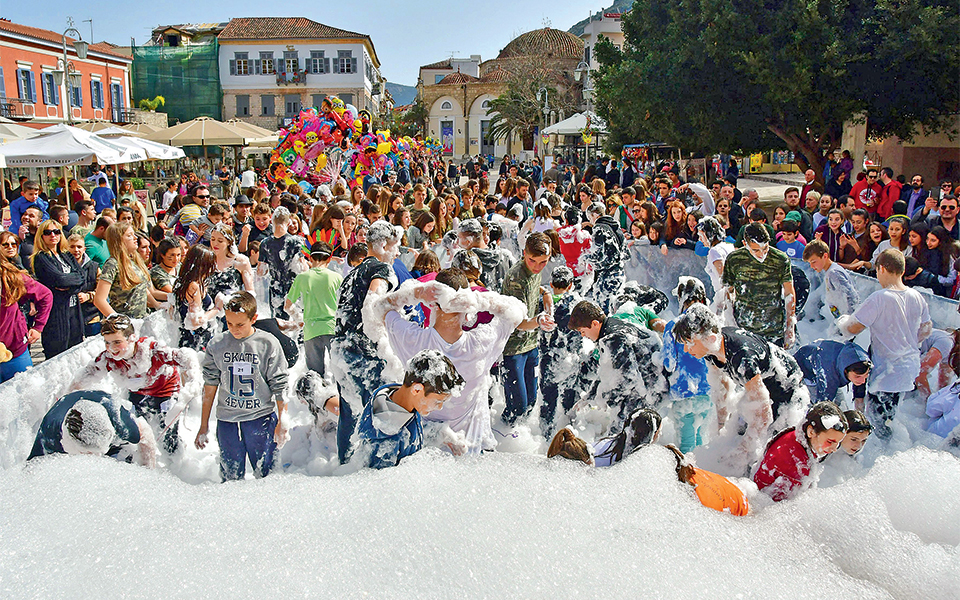 καρναβαλιστές-σε-δράση-2233693