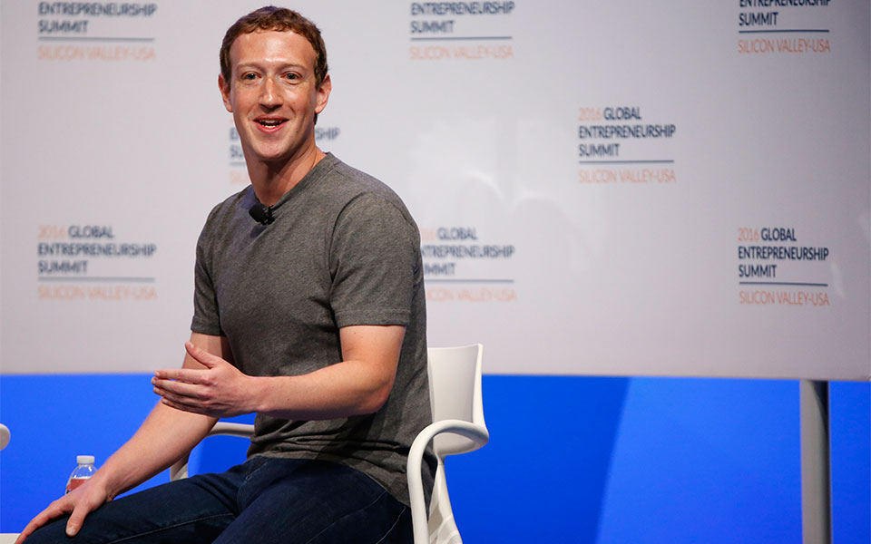 πενήντα-εκατομμύρια-ώρες-τη-μέρα-λιγό-2230904