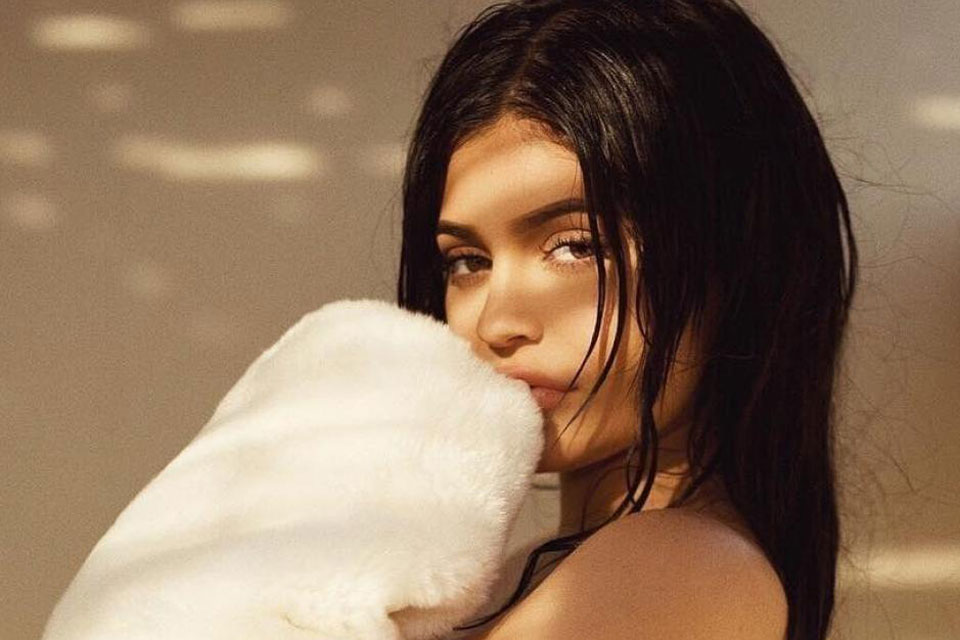 η-kylie-jenner-έγινε-μανούλα-και-με-ένα-ερασιτεχν-2231575