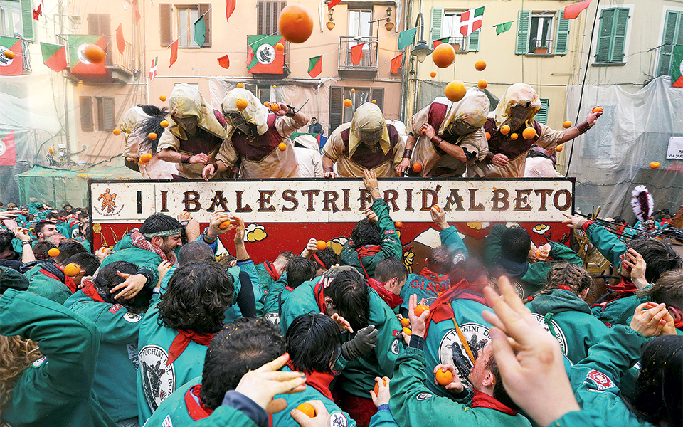 καρναβάλι-πορτοκάλι-πόλεμος-2233745