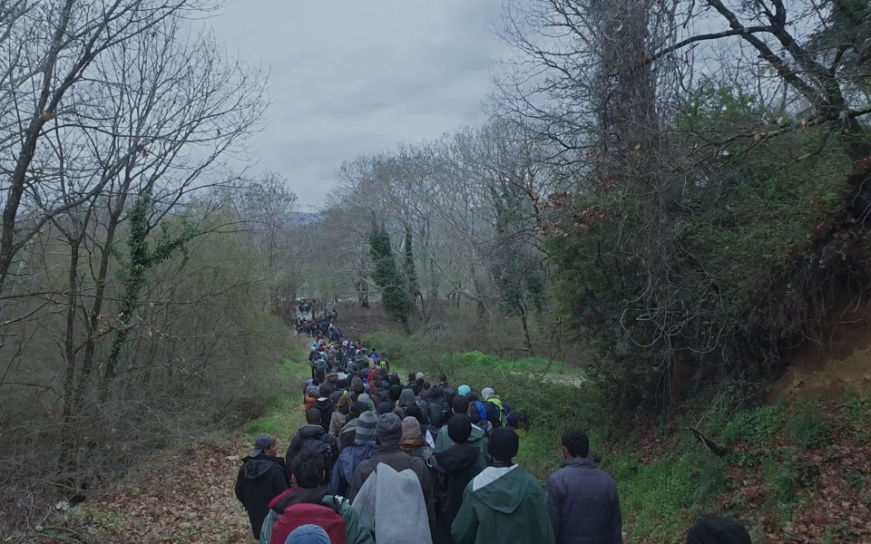 στα-βήματα-των-απανταχού-προσφύγων-2232564