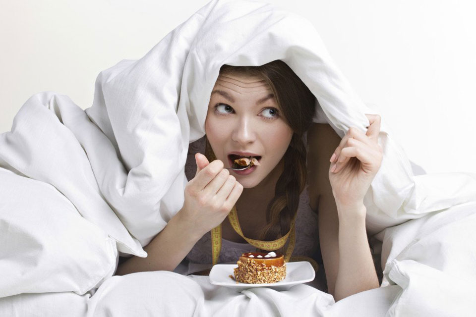 πως-επηρεάζει-το-stress-το-σωματικό-μας-βάρο-2235061