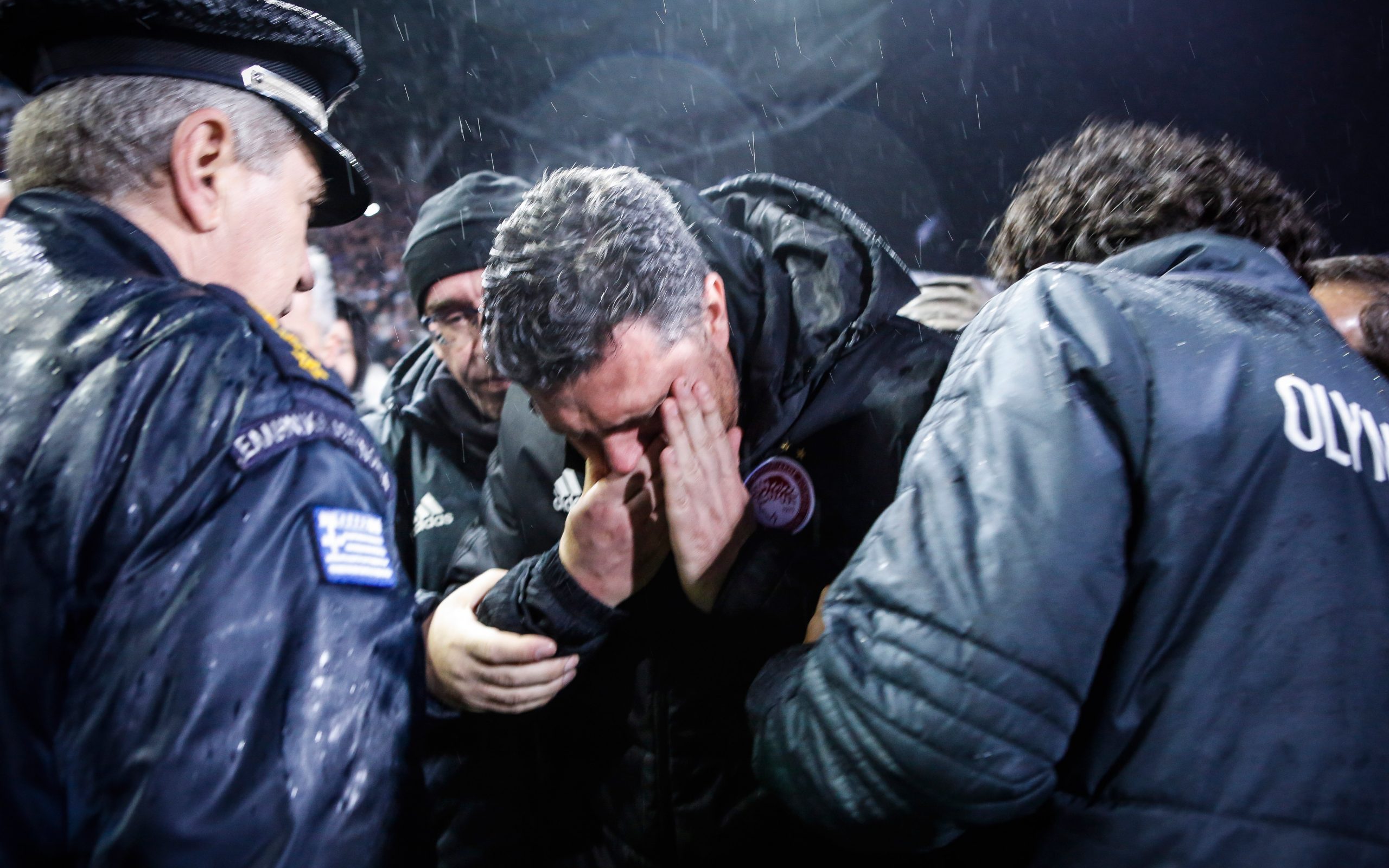 πεδίο-μάχης-η-τούμπα-μετά-τον-τραυματι-2235554