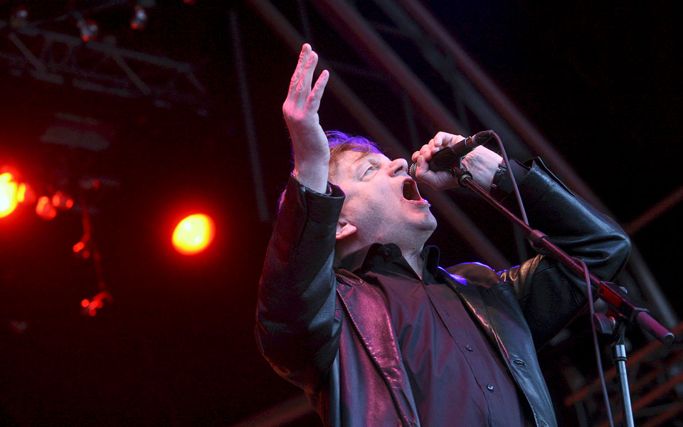 αγγελος-της-ειρωνείας-και-διάβολος-τη-2230920