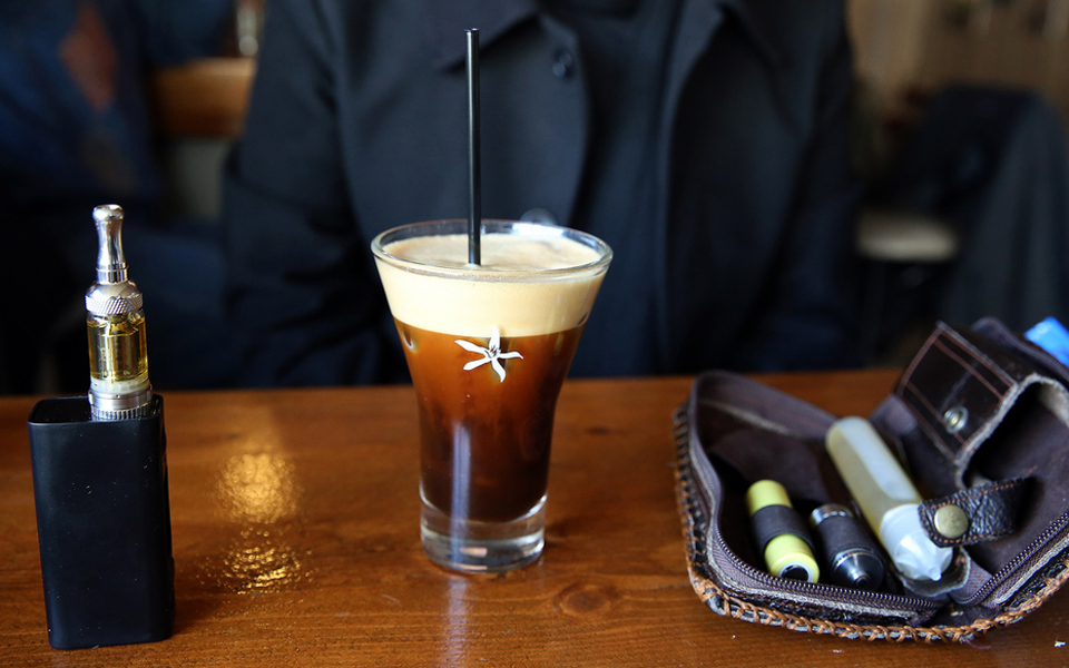 οι-χρήστες-ηλεκτρονικού-τσιγάρου-είν-2232214