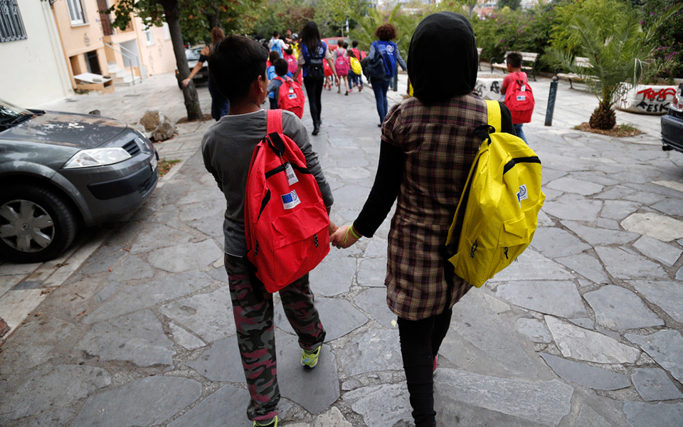 από-τη-μόνικα-στη-ζάϊναμπ-η-εκπαίδευση-2234954