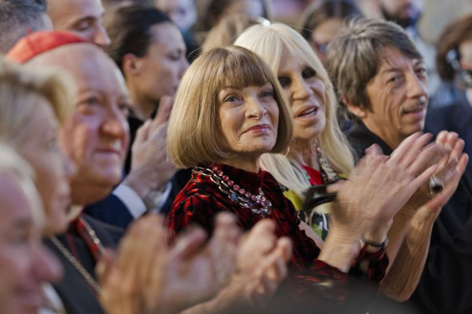 η-ελίτ-της-μόδας-συναντάει-το-βατικα-2235880