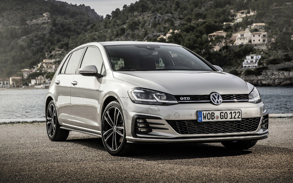το-volkswagen-golf-ξεχωρίζει-εδώ-και-10-χρόνια-2235721