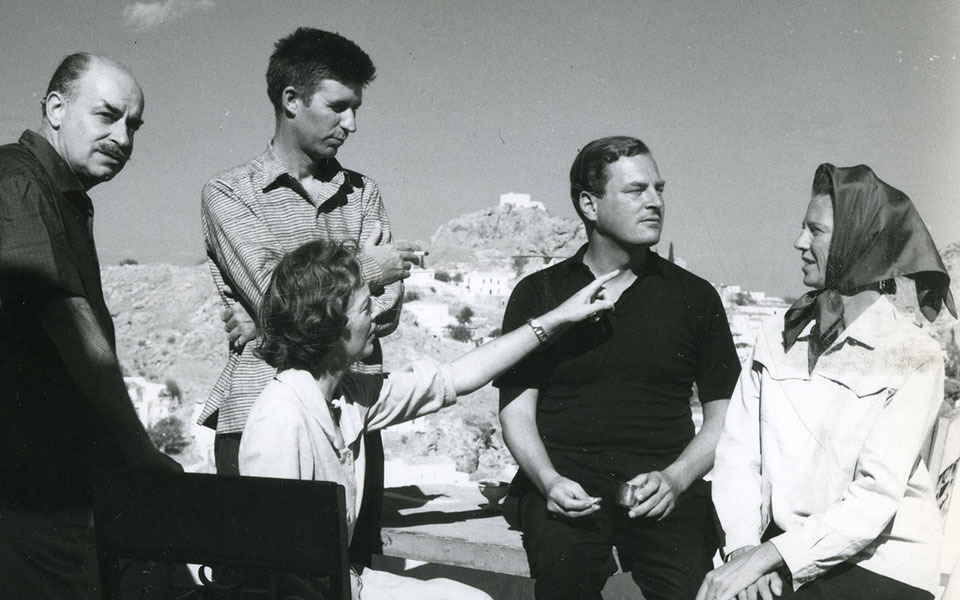 η-έκθεση-για-τη-φιλία-γκίκα-κράξτον-και-2236541