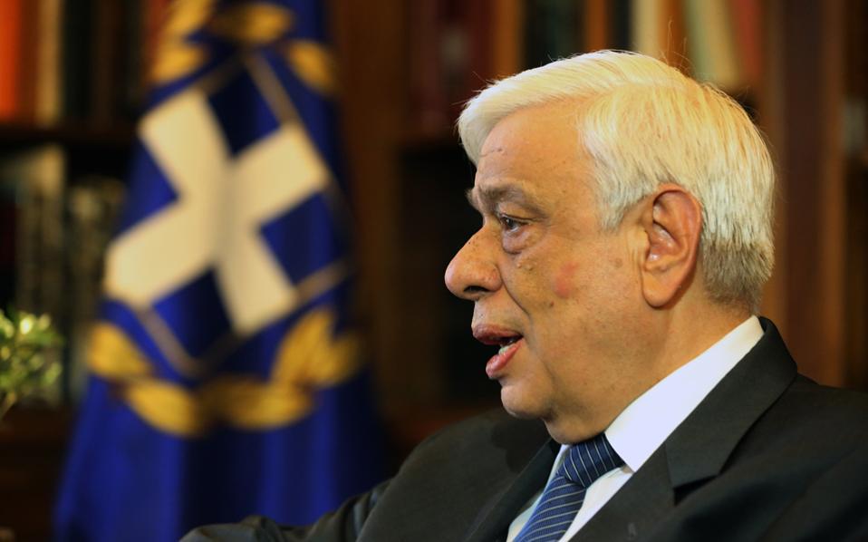 συγχαρητήρια-παυλόπουλου-στον-σι-τζι-2239797