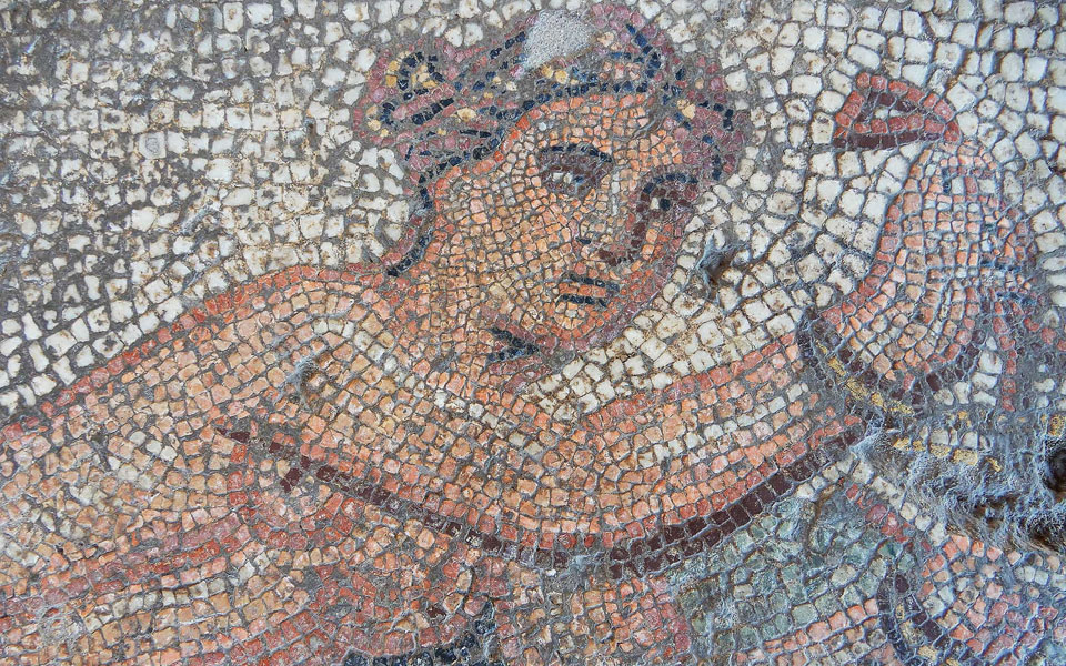 μια-πολυτελής-βίλα-στο-αμύνταιο-2237922