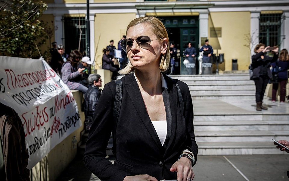 χρονικό-προαναγγελθέντος-χωρισμού-2239389