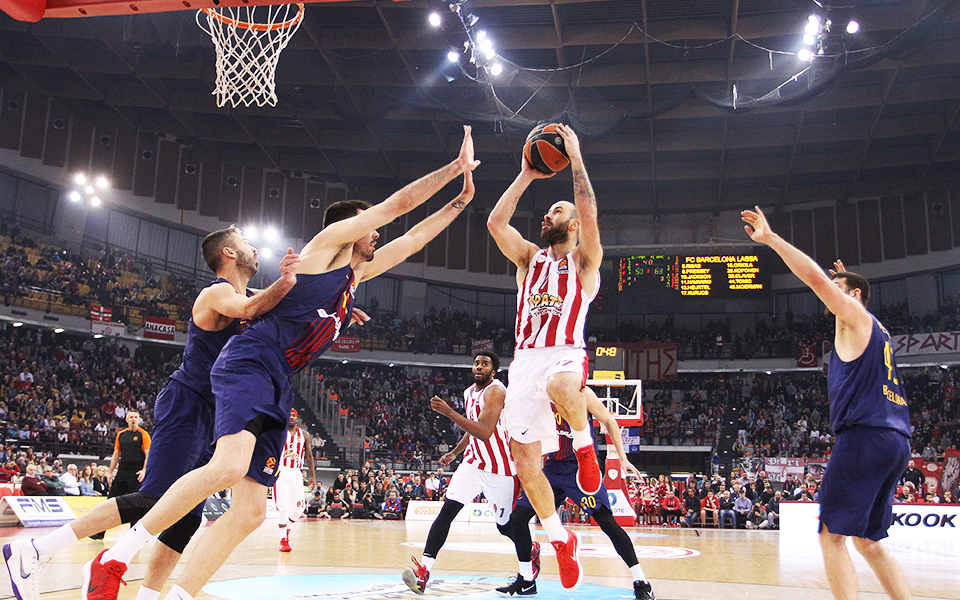 ανώμαλη-προσγείωση-στο-σεφ-η-αδιάφορ-2239223