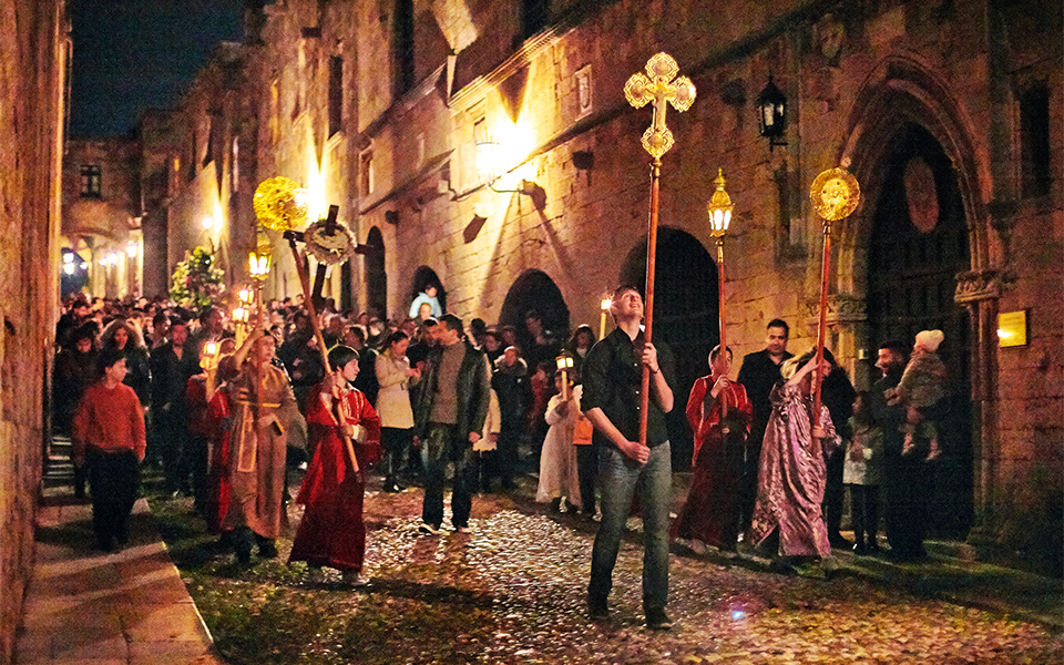 παλιά-πόλη-ρόδου-μεσαιωνική-κατάνυξη-2240054