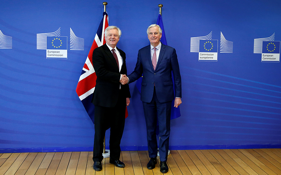 μεταβατική-περίοδος-21-μηνών-για-το-brexit-2239891