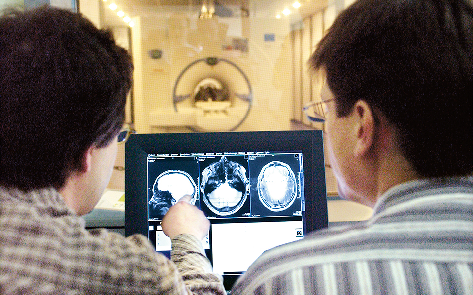 βλαστοκύτταρα-για-τη-σκλήρυνση-κατά-π-2239941