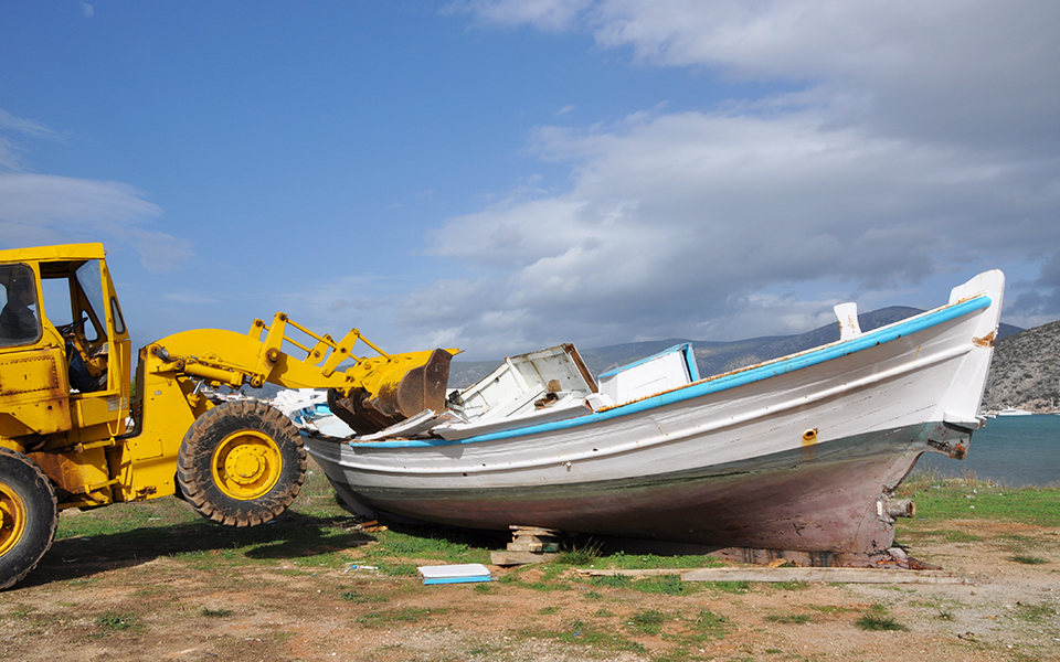 καταστροφή-παραδοσιακών-σκαφών-ας-δρ-2242186