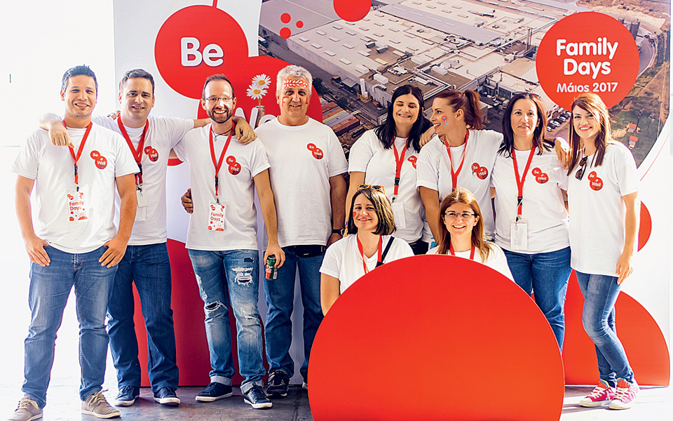 coca-cola-τρία-έψιλον-σιγουριά-και-υπερηφάνε-2241659