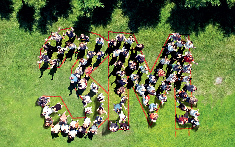 3μ-kαινοτομία-με-επίκεντρο-τον-άνθρωπο-2241606