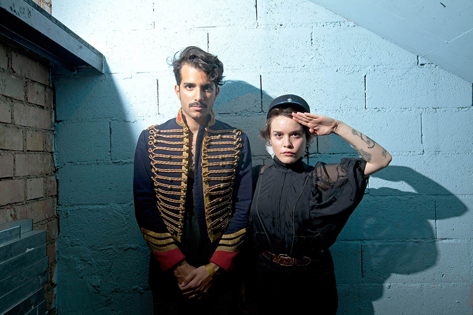 επιβάλλουν-τη-διασκέδαση-2239373