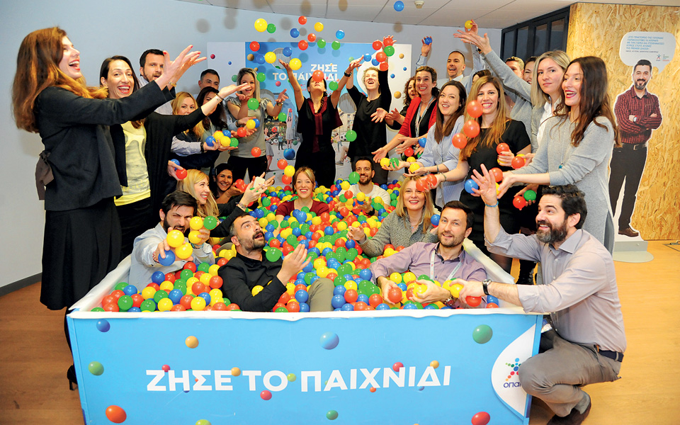 όμιλος-οπαπ-ένα-σύγχρονο-εργασιακό-πε-2241654