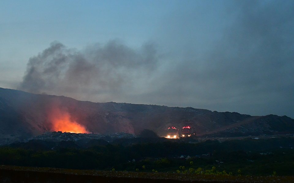 υπό-έλεγχο-η-μεγάλη-φωτιά-στον-αυλώνα-2239621
