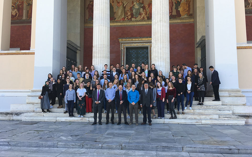 βέλγοι-φοιτητές-ξεναγούνται-στο-τμήμ-2240014