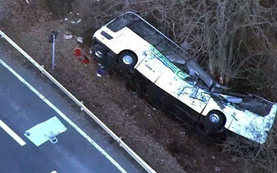 δώδεκα-νεκροί-σε-δυστύχημα-με-λεωφορε-2240902