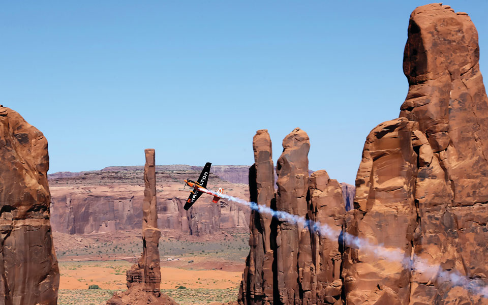 hamilton-100-χρόνια-στους-αιθέρες-2239276