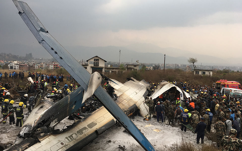κατμαντού-αεροπλάνο-πήρε-φωτιά-στη-δι-2238410