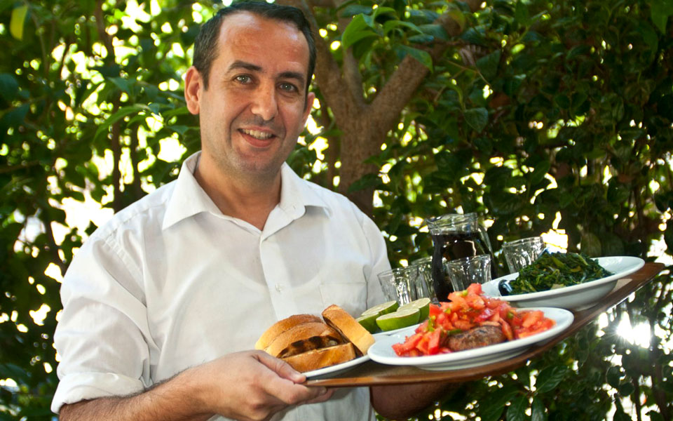 μιχάλης-σπεσιαλιτέ-το-μπιφτέκι-με-ντο-2238427