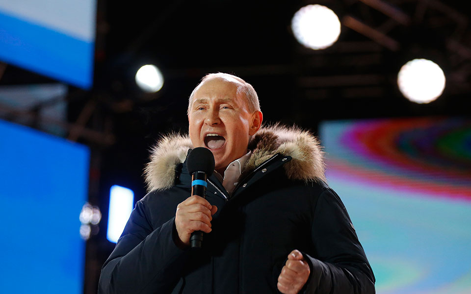 μέχρι-το-2024-ο-πούτιν-στο-κρεμλίνο-επαν-2239683