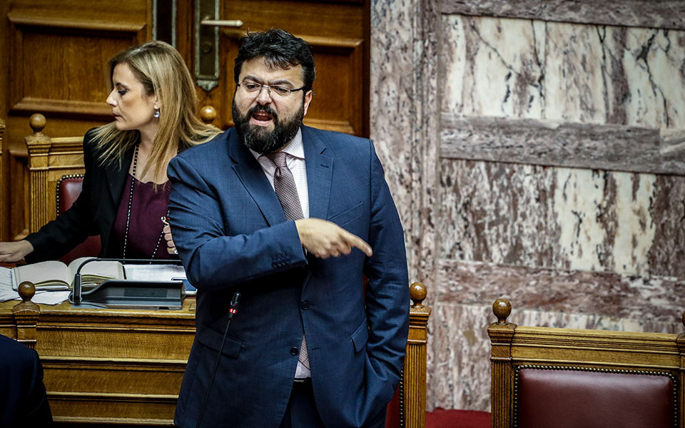 βουλευτές-υπέρ-σαββίδη-υπουργός-ενα-2239055