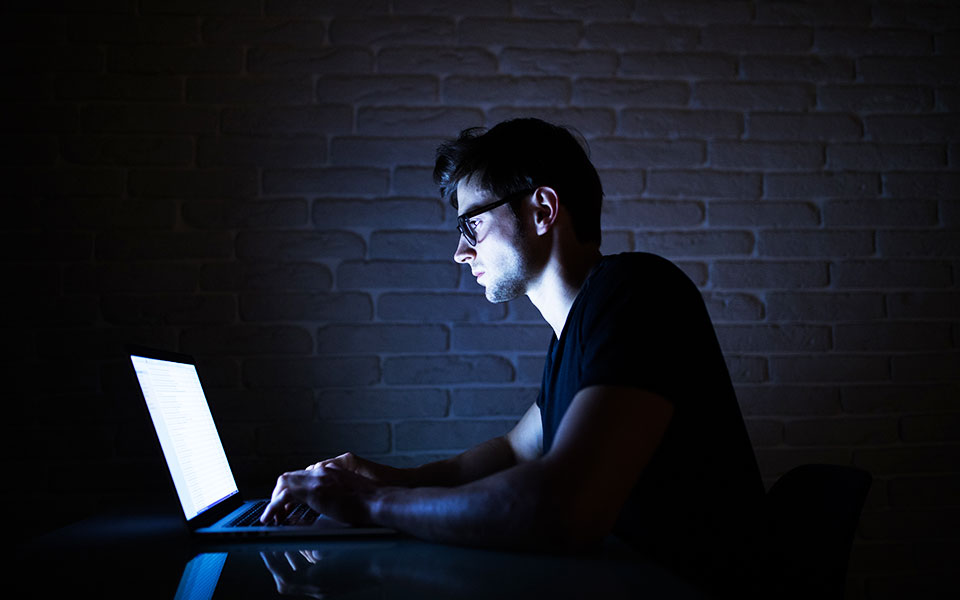 στα-δίχτυα-της-μπλε-φάλαινας-2247470