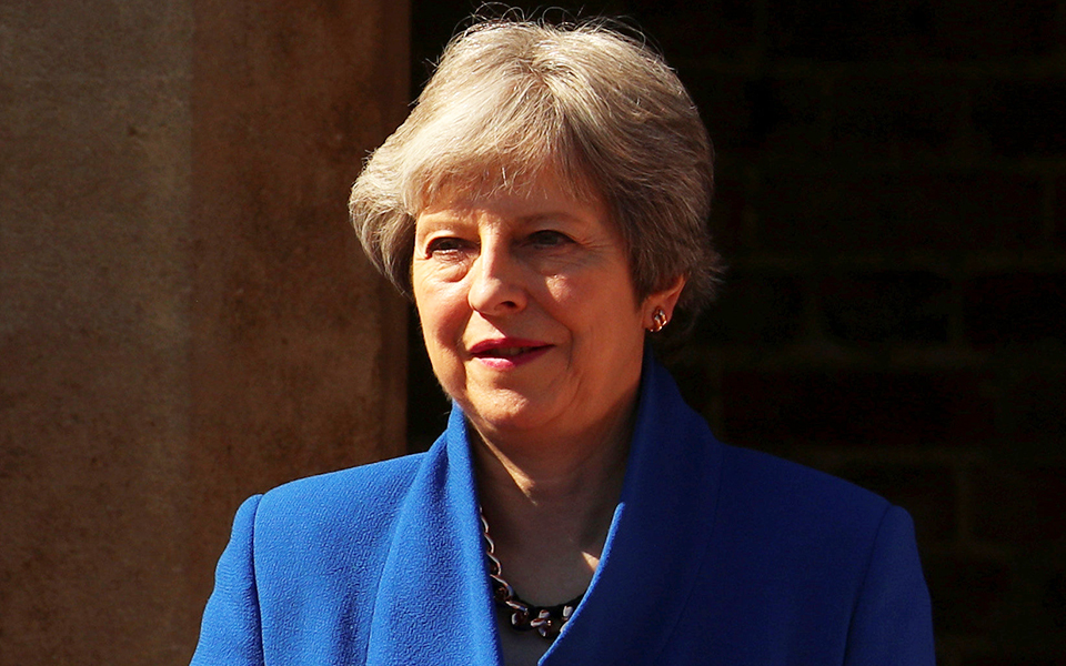 βρετανία-τι-σημαίνει-η-ήττα-της-μέι-από-2245717