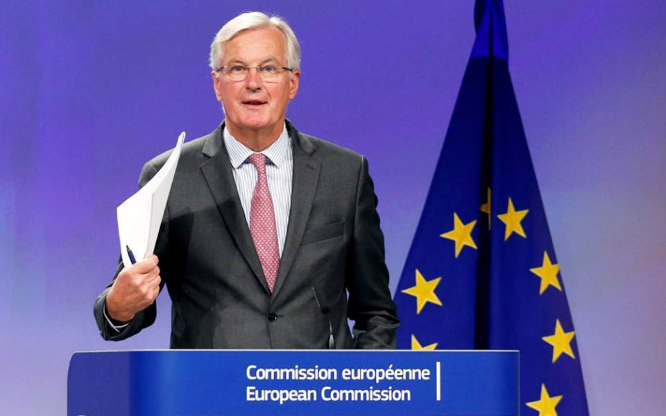 μπαρνιέ-οσο-δεν-υπάρχει-λύση-για-το-ιρλ-2247651