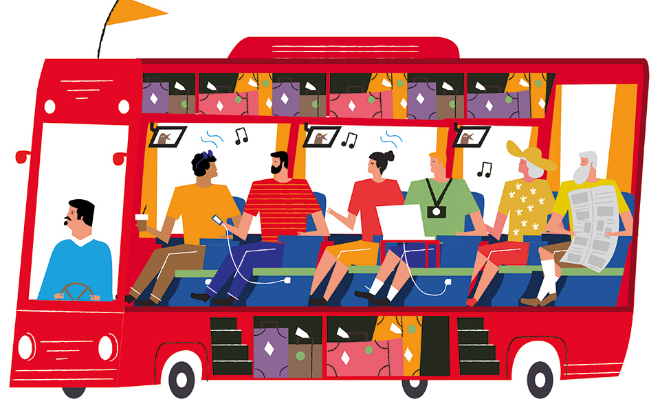 αφιέρωμα-τα-πούλμαν-της-χαράς-μόνος-ή-2246311