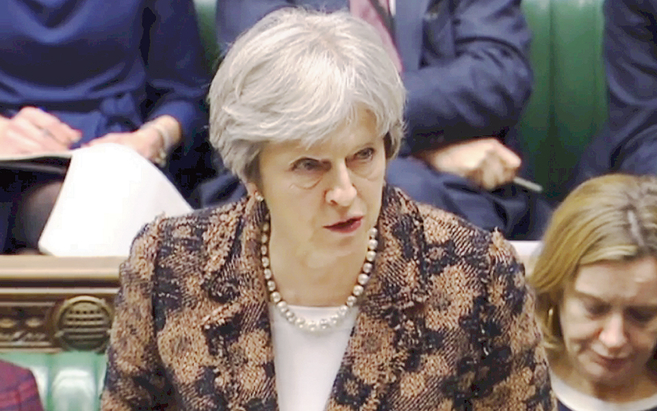 h-e-e-απορρίπτει-τις-προτάσεις-του-λονδίν-2245961