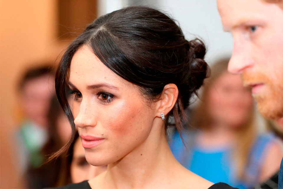 η-meghan-markle-ξαναχτυπά-με-φόρεμα-jackie-o-αξίας-e323-2245848