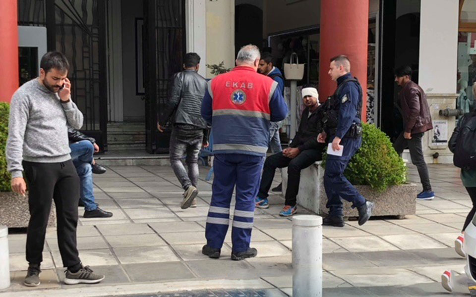 συμπλοκή-αλλοδαπών-στο-κέντρο-της-θεσ-2243207
